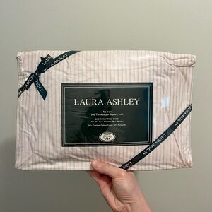 NWT Vintage Laura Ashley twin fitted sheet